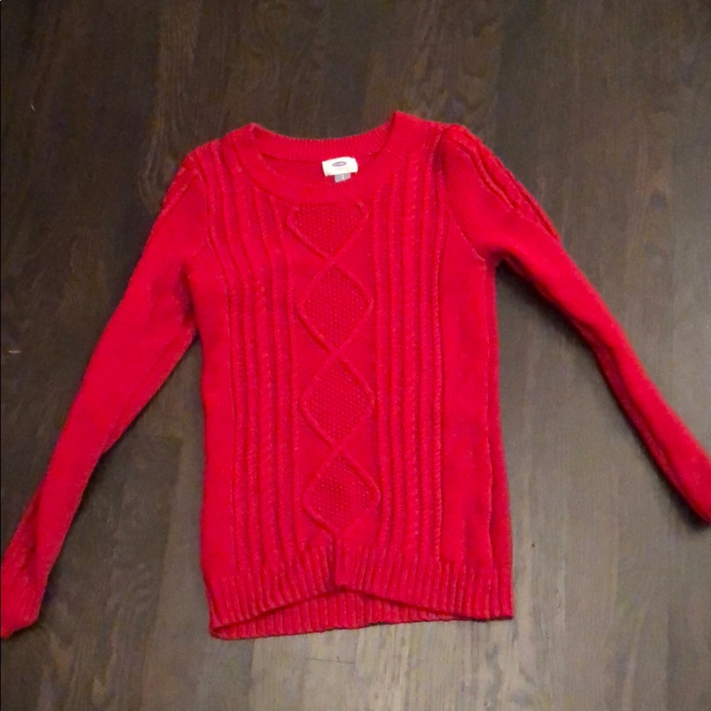 Red longsleeve sweater